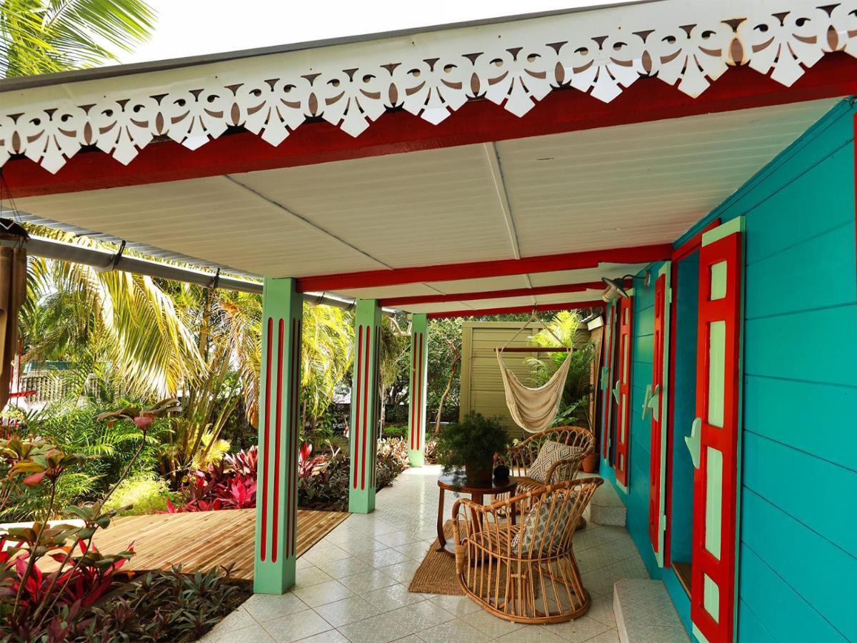 L'Incroyable Maison De Mamie Mechant Saint-Philippe Exterior foto